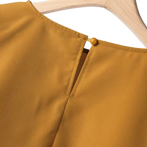 Conjunto Sofia™ com com Blusa Cropped Soltinha e Calça Saia de Cintura Alta