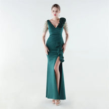 Vestido Aurielle™ com Ombro Decorado e Acabamento Premium
