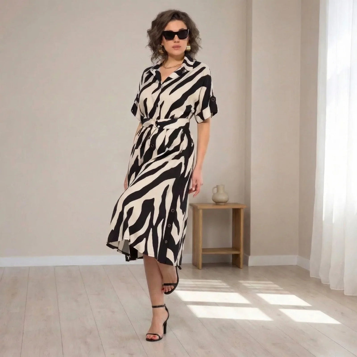 Vestido Marfim™ Longo Zebrado com Cintura Ajustável