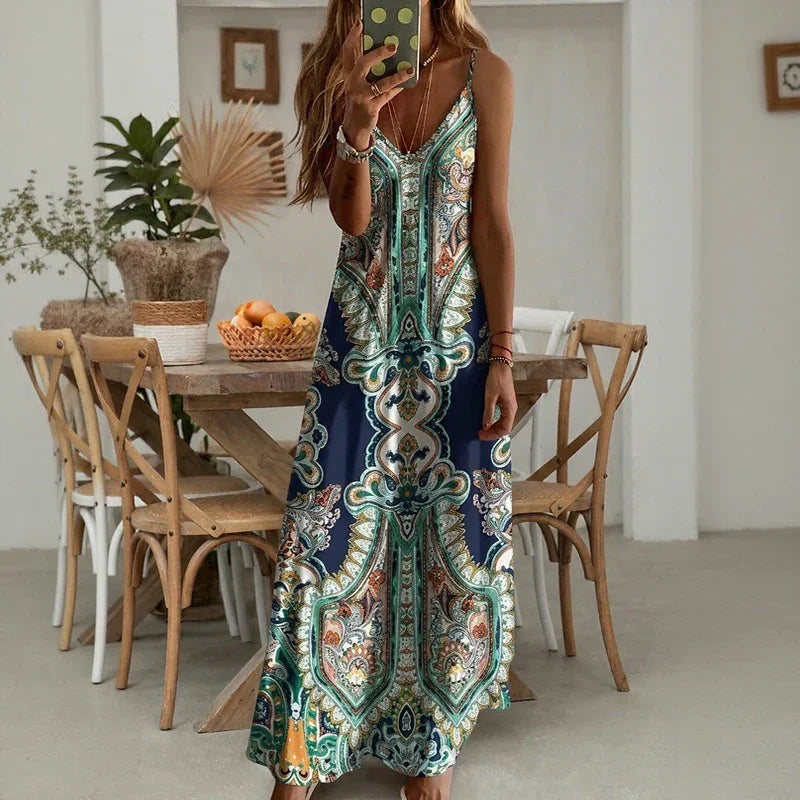 Vestido Aruba™ Longo com Estampa Ornamental e Alças Finas