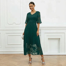 Vestido Celira™ com Design Floral Sofisticado